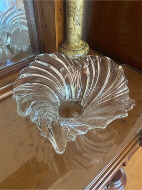90s vintage Crystal “splash” fruit bowl